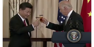 Government Officials Encouraged Wuhan Lab-Leak COVID-19 Origin Theory ‘Cover-Up’ [Report]