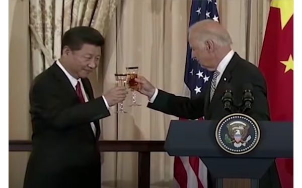 Government Officials Encouraged Wuhan Lab-Leak COVID-19 Origin Theory ‘Cover-Up’ [Report]