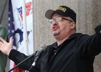 East Bay Doctor Calls and Leaves Harassing Message with Stewart Rhodes’ Attorneys – Says He Wants Rhodes Exterminated