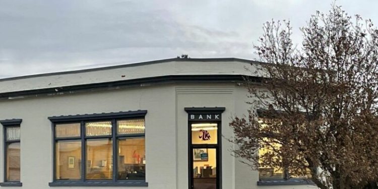 How Did a Small Rural Bank In Southeastern Washington State Get Mixed Up In the FTX Crypto Scam