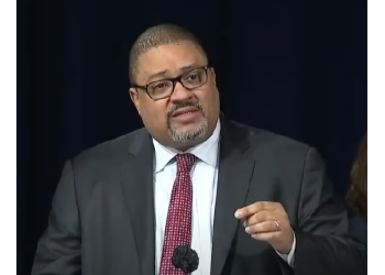 HUGE! Manhattan DA Alvin Bragg Caught Hiding Almost 600 Pages of Exculpatory Evidence In Trump Case