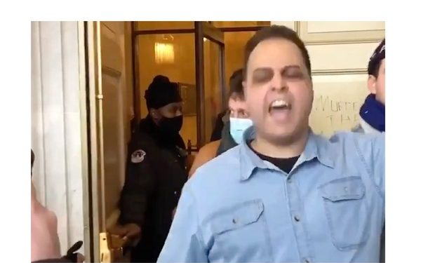 Video Shows Capitol Police Holding Door Open to Allow Protesters to Enter Capitol and Then DOJ Arrests 250 People for Entering the Building