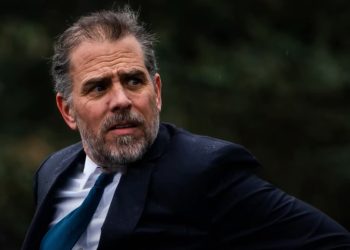 Tucker Carlson: “It’s Possible the FBI Has Been Working with Hunter Biden”