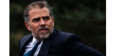 Tucker Carlson: “It’s Possible the FBI Has Been Working with Hunter Biden”