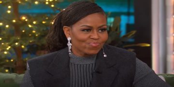 Does Michelle Obama Suffer From Dementia Too? Can’t Remember a Single Scandal During Barack’s Presidency