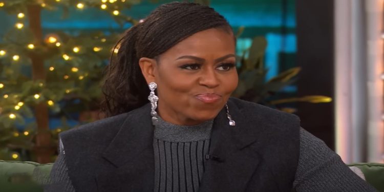 Does Michelle Obama Suffer From Dementia Too? Can’t Remember a Single Scandal During Barack’s Presidency