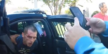 Police Body-Cam Footage Reveals Intense Starbucks Arrest As Bystanders Jump into Action [VIDEO]