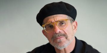 Playwright David Mamet Urges Jews to Stop Supporting Democrats, Sending Kids to ‘Antisemitic’ Colleges
