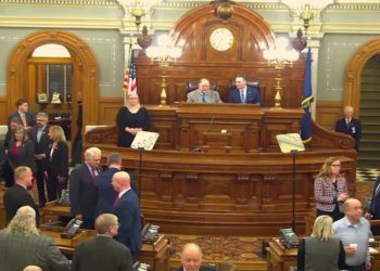Kansas Lawmakers’ 93% Pay Hike Sparks Public Fury