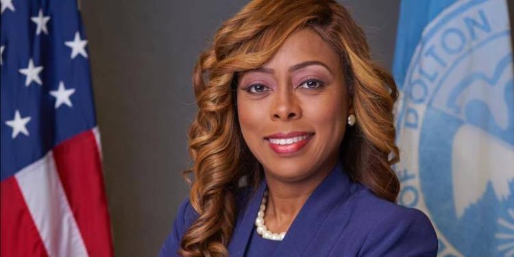 FBI Finally Probing ‘Super Mayor’ Tiffany Henyard for Corruption: Closes Businesses That Do Not Contribute to Her
