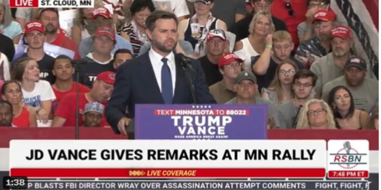 JD Vance’s Response to Kamala Harris For Questioning His Loyalty to the US Created a Conservative Social Media Frenzy