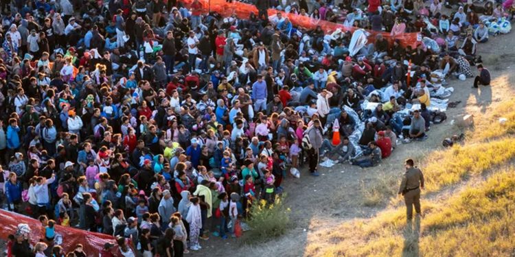 Illegal Migrants in Boston Scramble in Fear of Trump