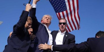 Eyewitness Claims He Saw Trump Shooter Crawling on Roof With A Rifle… Warned Secret Service and Police– They Did Nothing