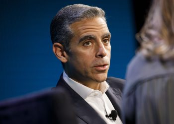 Former CEO of PayPal Announces He is Switching Parties, Will Back Donald Trump in November