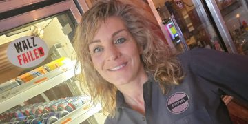Minnesota Bar Owner Speaks Out After She Was Forced into Bankruptcy By ‘Evil’ Tim Walz