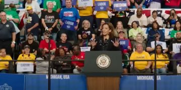 ’32 Days’ – Kamala Harris’s Teleprompter Blunder Goes Viral (VIDEO)