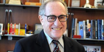 Dershowitz Predicts Supreme Court ‘Liberals’ Will ‘Go Along’ With Halting Lawfare Against Trump (VIDEO)