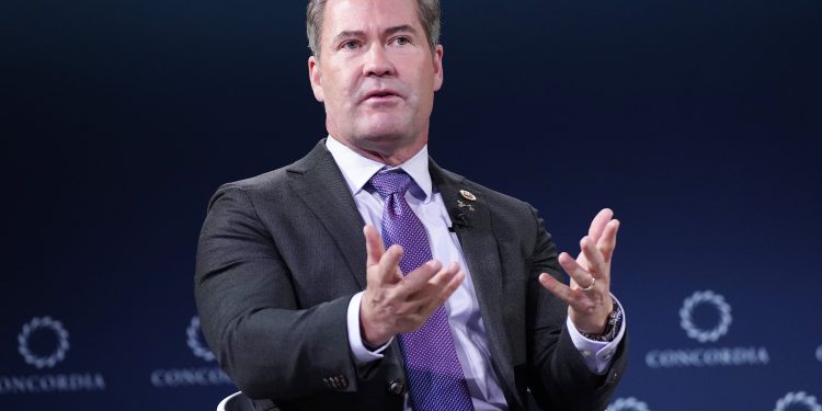 Mike Waltz to Clean Out Deep Staters from National Security Council