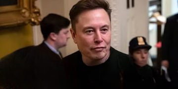Democrats in Crisis as Internal Chaos and Public Backlash Mount, Left-Wing Activists Target Tesla, Elon Musk
