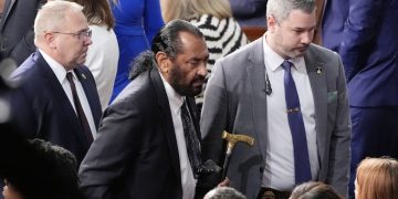 Unhinged Democrat Al Green Speaks After Getting Kicked Out of Chamber — Wants to Impeach Trump Again!