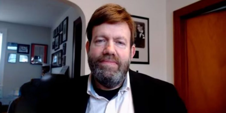 Frank Luntz Says ‘Democrats Are Much Worse’ Than Trump At Communication