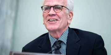Senator Peter Welch Derails Biden Cover-Up Hearing With 7-Minute Rant